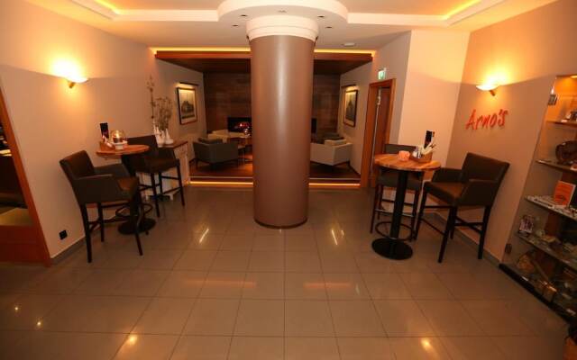 Hotel Alekto