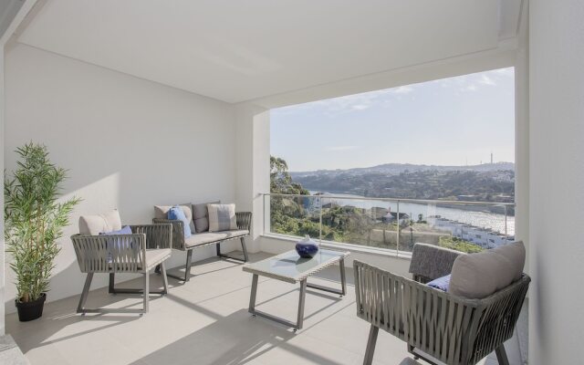 Liiiving-Luxury RiverView Apartment VIII
