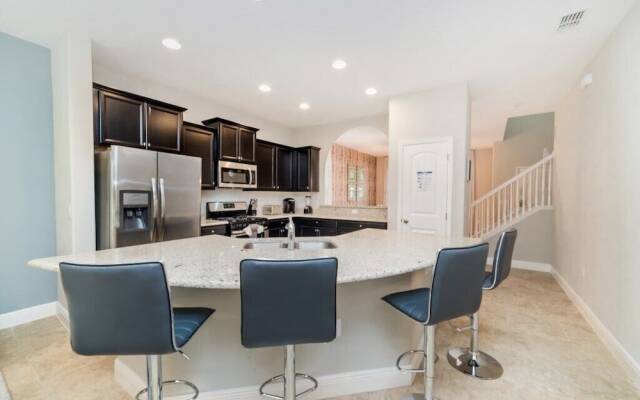 5267 Wildwood Way 5 Bedroom Home