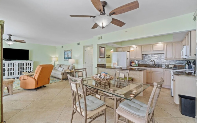 Seaspray Riverside 214