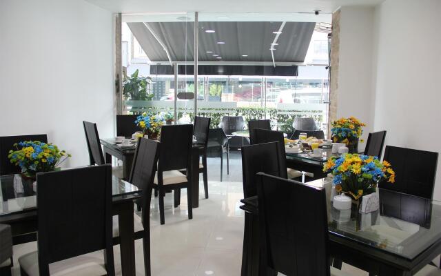 Hotel Santafe Real