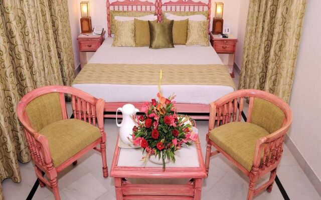 Garden Hotel