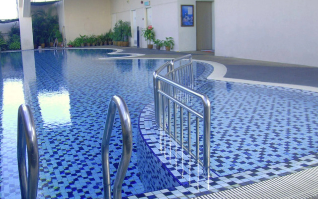 Mandarin Court Hotel
