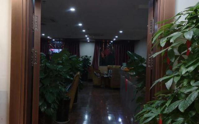 Shanshui S Hotel (Chengdu Kuanzhai Alley Tianfu Square)