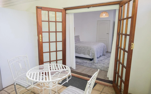 Kelkiewyn Waterkloof Guesthouse