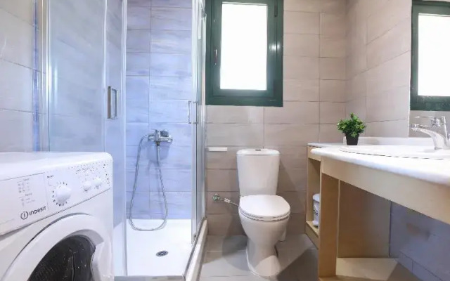 Kerkyra Beach Apartments