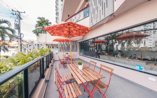 Breakfast Included at Regatta Living 301