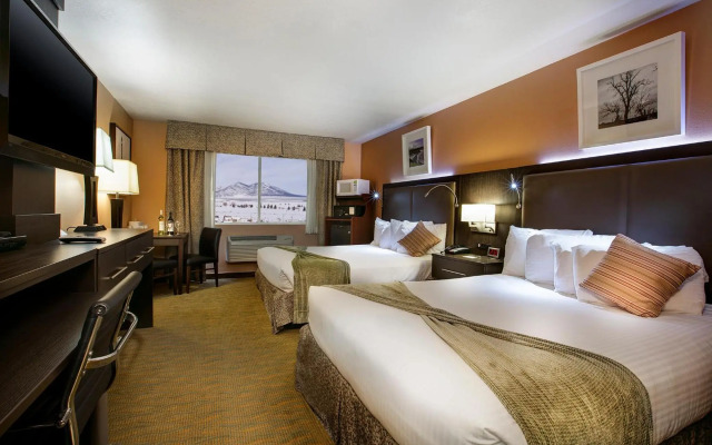 Prospector Hotel and Casino