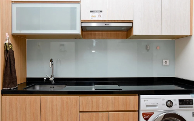Stunning and Comfy Studio at Menteng Park Apartment