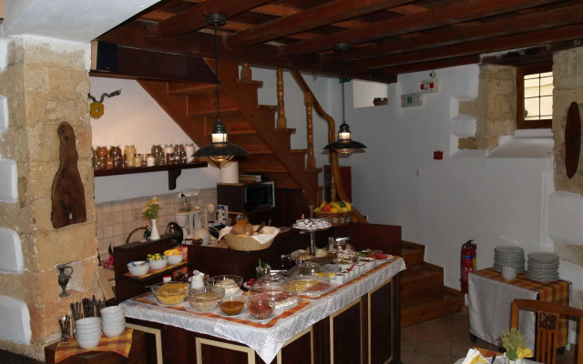 Amphora Hotel