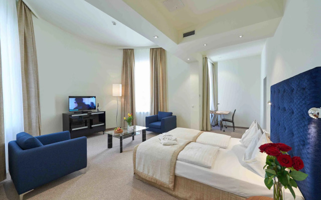 HiLight Suites Hotel