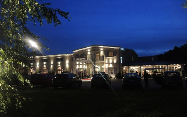 Riviera Resort Modlin Airport