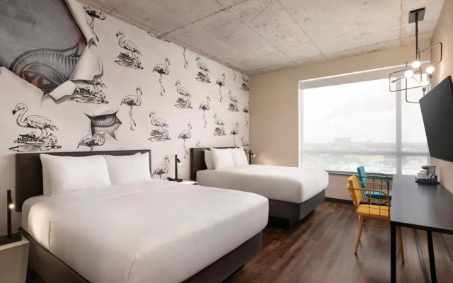 Kompose Boutique Hotel Miami Airport