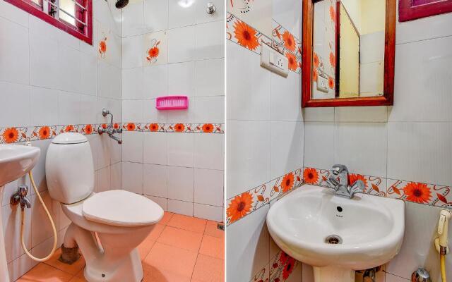 FabHotel KS Thayagam Residency