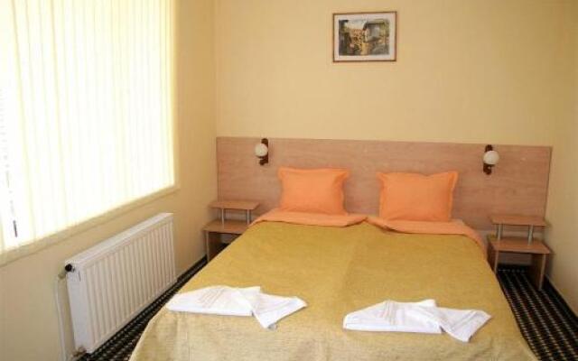 Family Hotel Elena