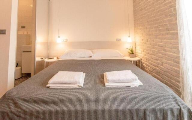 Old Town Pula Studio Apartments