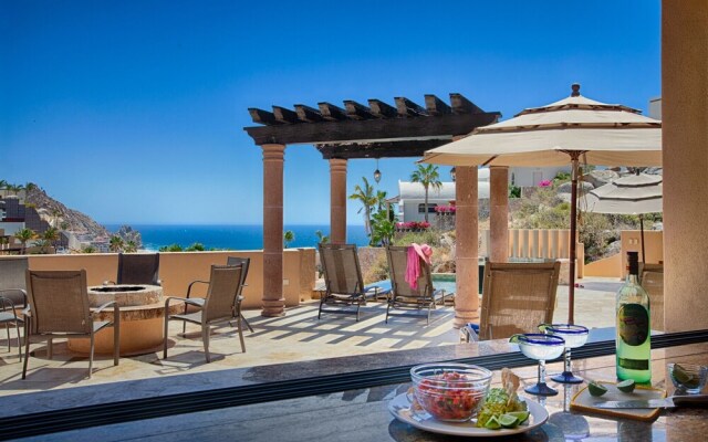 Amazing 9 Bedroom Pacific Views W/house Staff at Villa Descanso