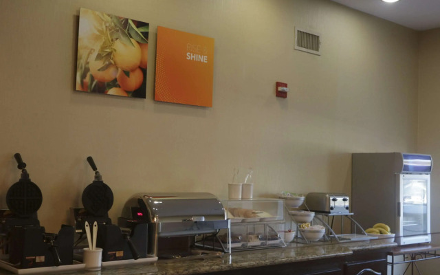 Comfort Inn & Suites Burnet