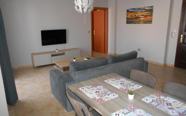 Haris Apartments