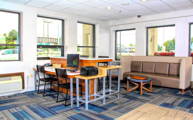 Holiday Inn Express Rochester - Greece by IHG