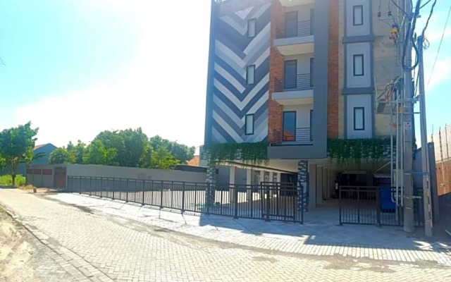 Djuragan Kamar Gunung Anyar