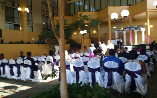 Clarion Hotel Desoto