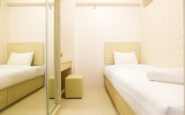 Easy Access to Mall Green Pramuka Apartment