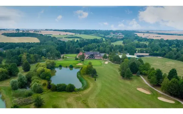 Lakeside Lodge Golf and Country Club