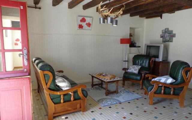 Gîte Jouy-le-Potier, 3 pièces, 4 personnes - FR-1-590-54