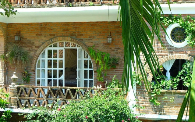 Villa Leonarda by MDR