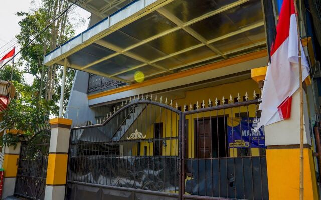 Hotel O Nurul Hikmah Homestay Syariah & Sport Center