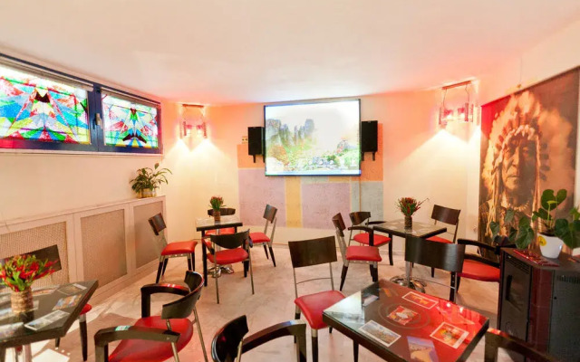 Nomads Meteora - Hostel