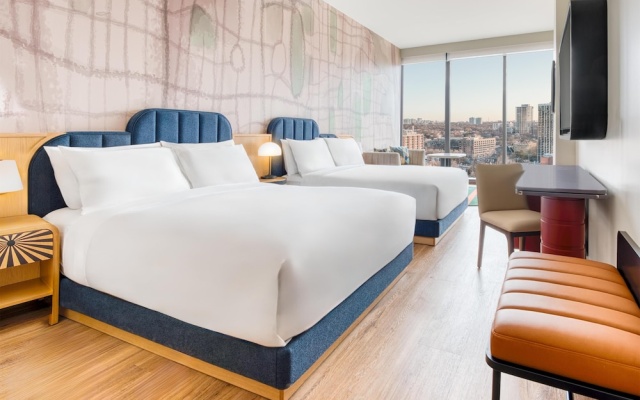 TOOR Hotel Toronto, part of JdV by Hyatt - Image 5