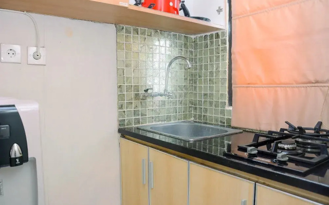 Cozy Living with Modern Design 1BR Kebagusan City Apartment