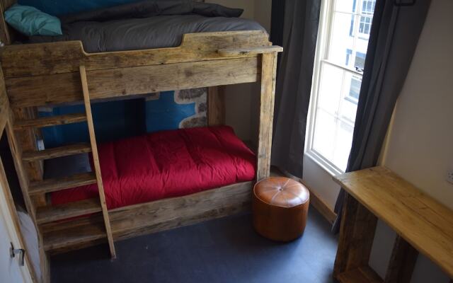 Ty Glyndwr Bunkhouse Bar and Cafe - Hostel