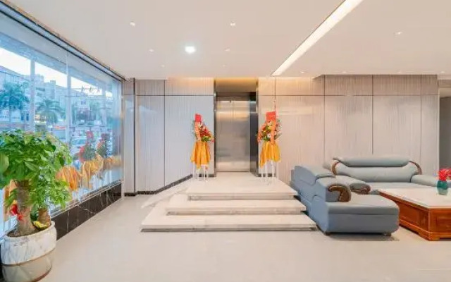 Hongsheng Business Apartment (Chaonan Bus Terminal)