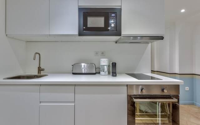 86 Urban Lovely Apartment