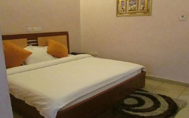 Petrus Hotels Royale