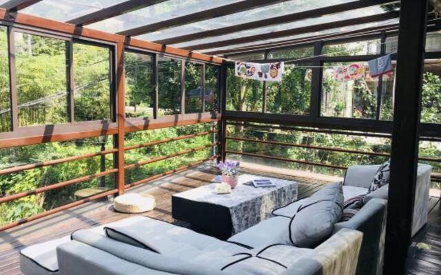 Mogan Mountain Yinxiang Xiwuli Hotel