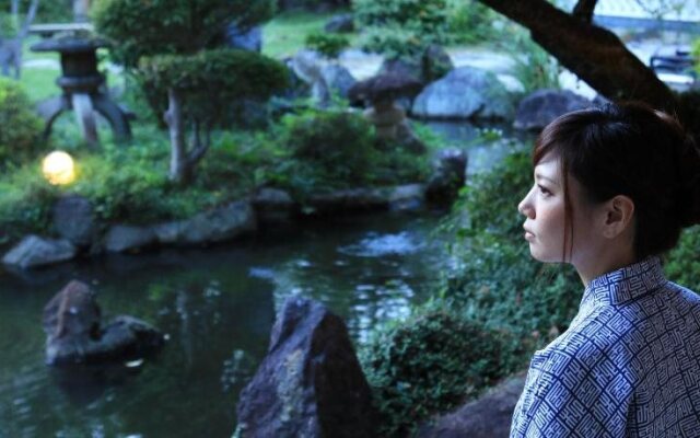 Yanagiya