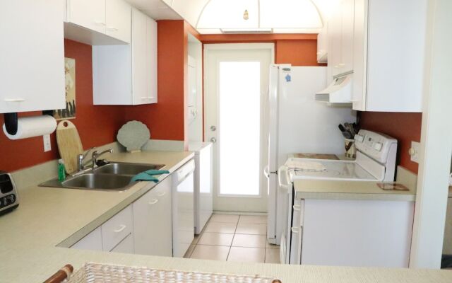 Jamaica Royale T63 - 2 Br Condo