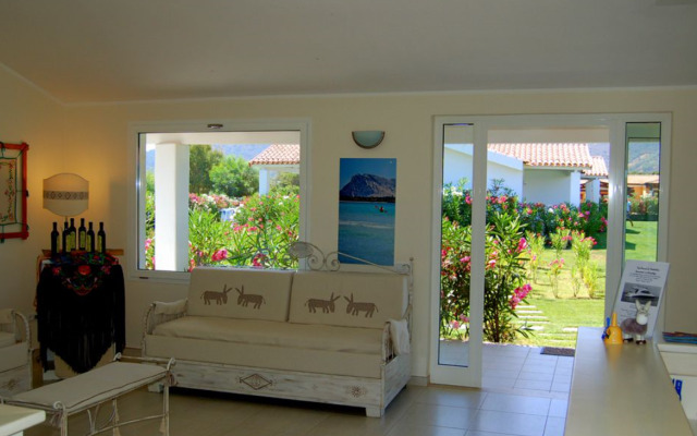 Beach Hotel Budoni