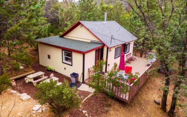 Historic Cabin In Julian