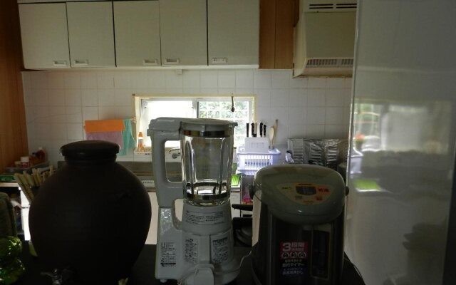 Okinawa Guest House Fushinuyauchi - Hostel