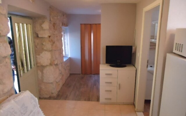 Holiday House Neda