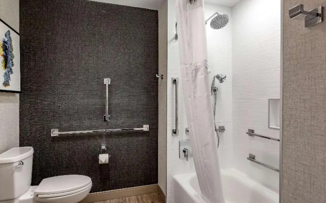Cambria Hotel