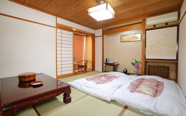 Raki Onsenryokan