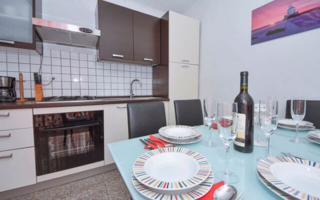 Apartment Jelena Karlobag