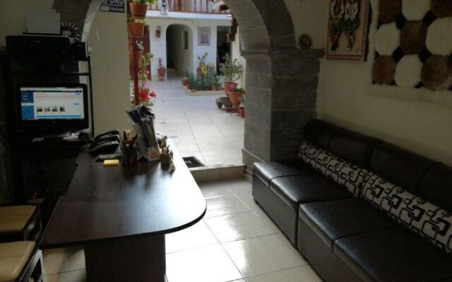 Hostal Carmeli A&C