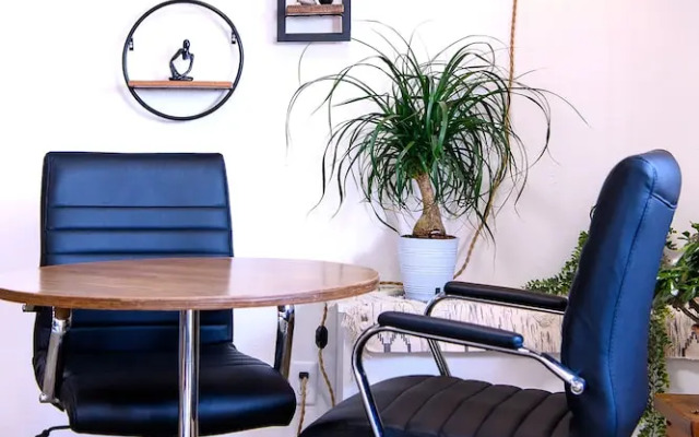 Hansen Inn and Cabins